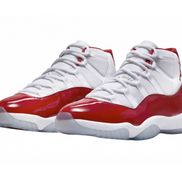 S🚫LD NIB MEN’S AIR JORDAN 11 CHERRY RED SIZE: 9 DROP DATE: 12/10/22 - Picture 8 of 15